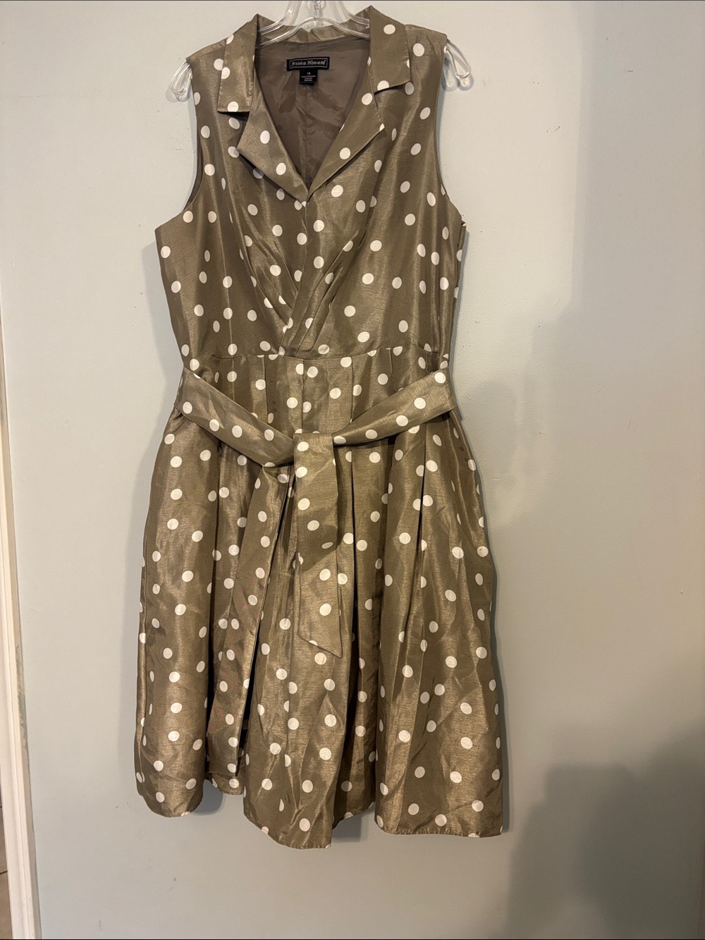 Dress Subcategory Identification